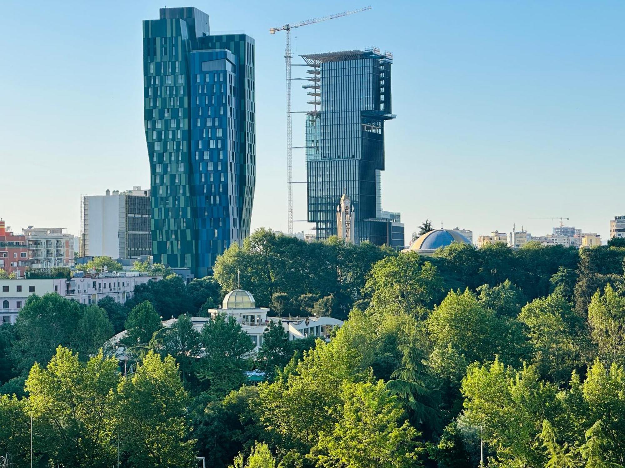 Appartamento Amo Tower Tirana Center Esterno foto
